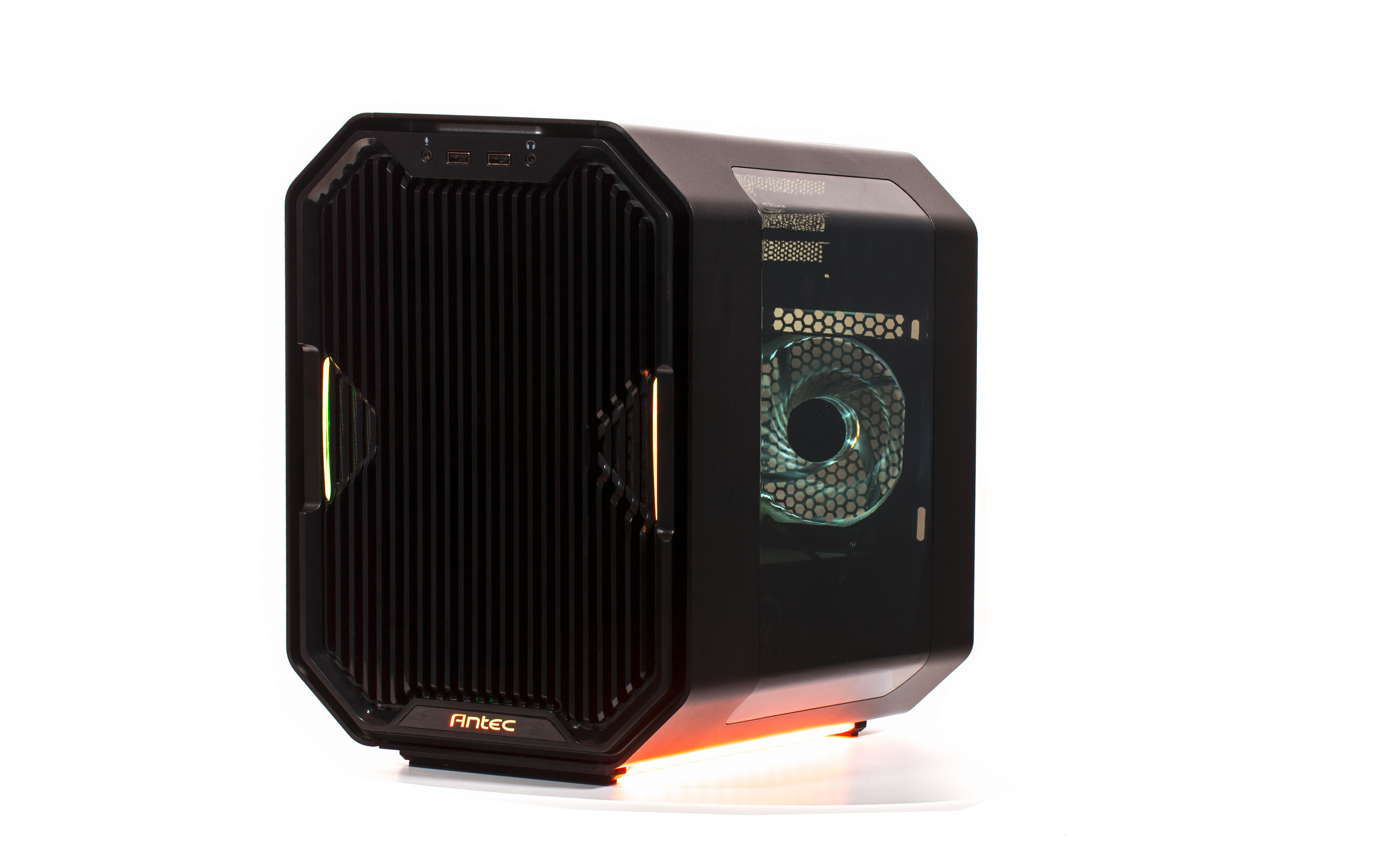 Antec Cube EKWB diagonal2 - Orange illuminated Antec Cube EKWB diagonal2 - Orange illuminated